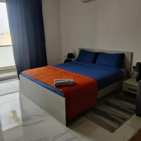 Blu-M Central Qormi Exterior photo