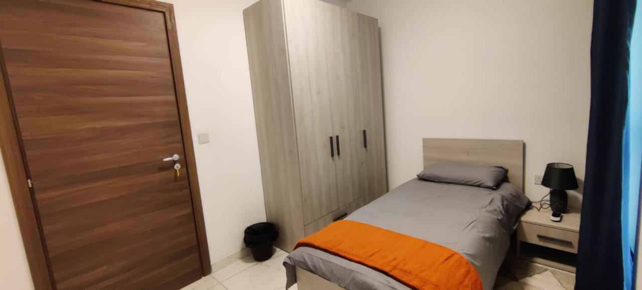Blu-m Qormi